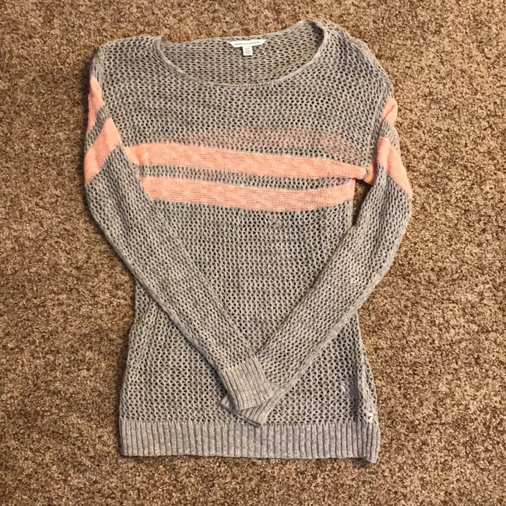 American Eagle light knit sweater